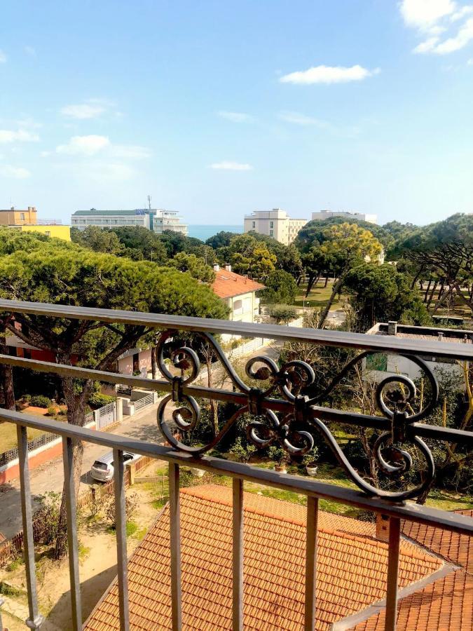 Hotel B&B Des Bains มิลาโน แมริตทิมา ภายนอก รูปภาพ