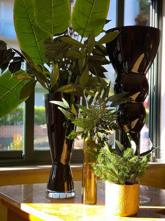 Hotel B&B Des Bains มิลาโน แมริตทิมา ภายนอก รูปภาพ